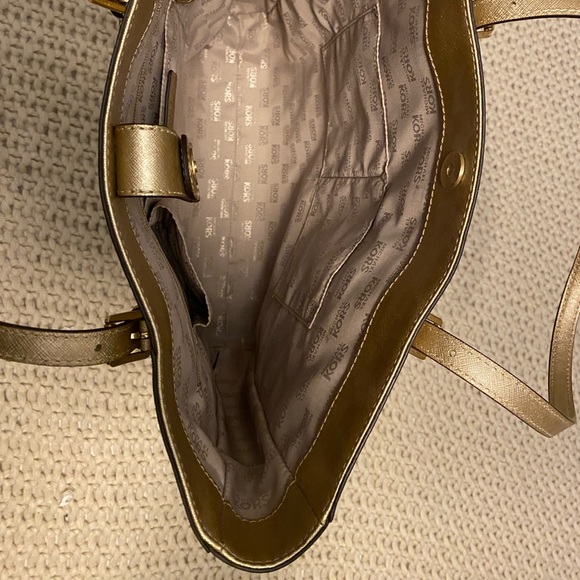 Michael Kors gold satchel large never used - Picture 4 of 7